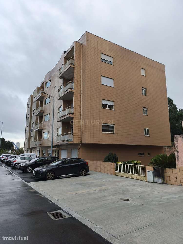 Apartamento T2 em Rio Tinto, Gondomar - 269.000€-0
