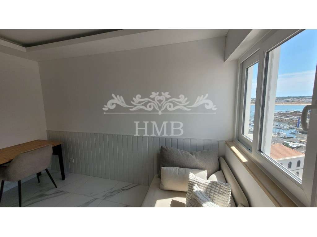 T2 Remodelado, com vista Rio-11