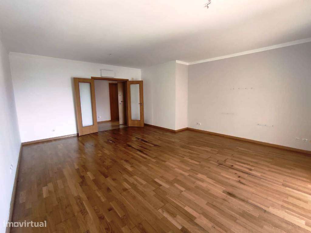 Apartamento T4 - Samora Correia - Grande imagem: 4/23