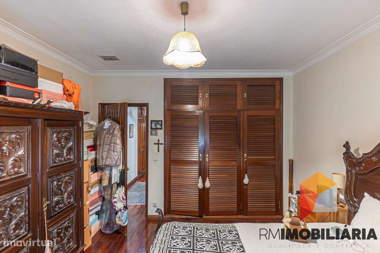 Moradia T3 em Vila Nova de Gaia-24