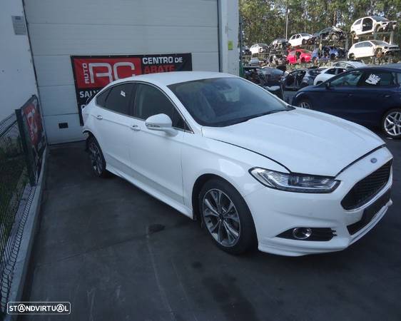 Ford Mondeo 2017 - 1