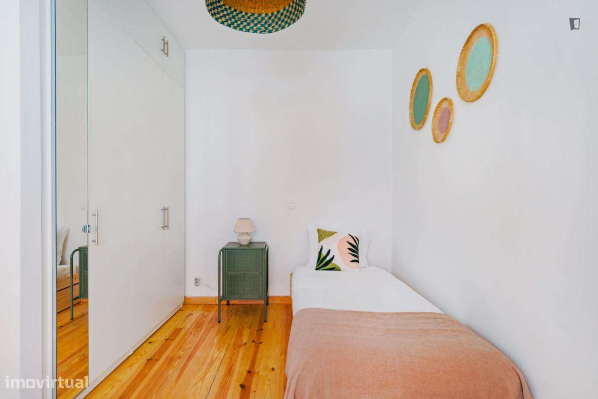 Apartamento com 2 quartos - localizado em Intendente Lisbon - Grande imagem: 4/8