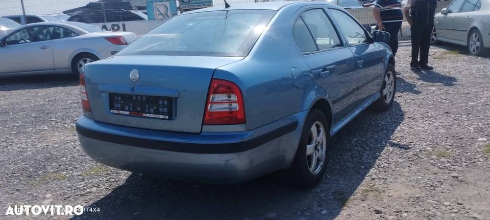 Dezmembrez skoda octavia 1.6 benzina bfq fabr 2009 - 6