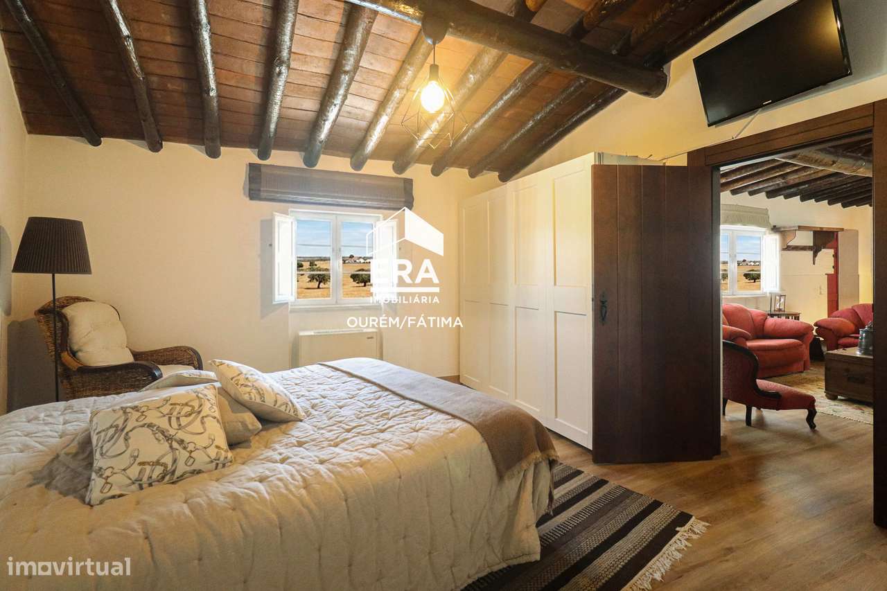 Quinta com Moradia T3, Vila Viçosa-16