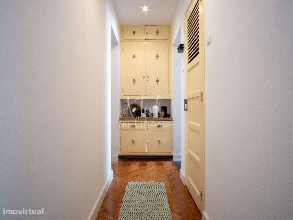 Apartamento T2 C/TERRAÇO no centro de Lisboa-9