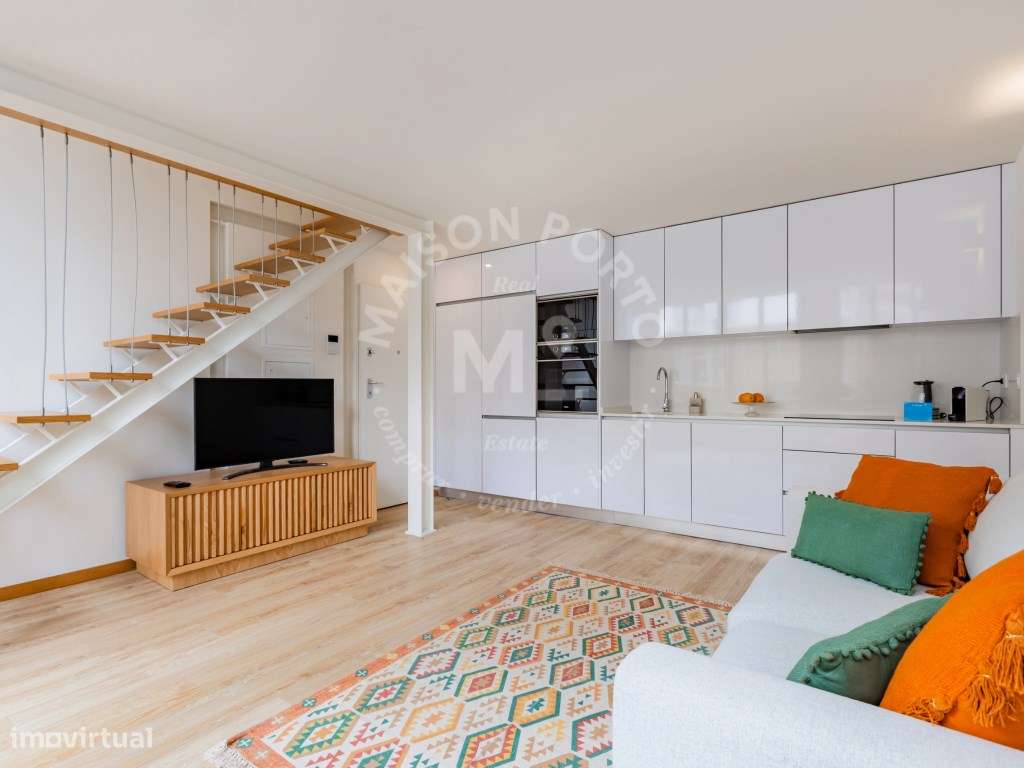 Apartamento T1 Duplex Totalmente Equipado e Mobilado no Bonfim, Porto-10
