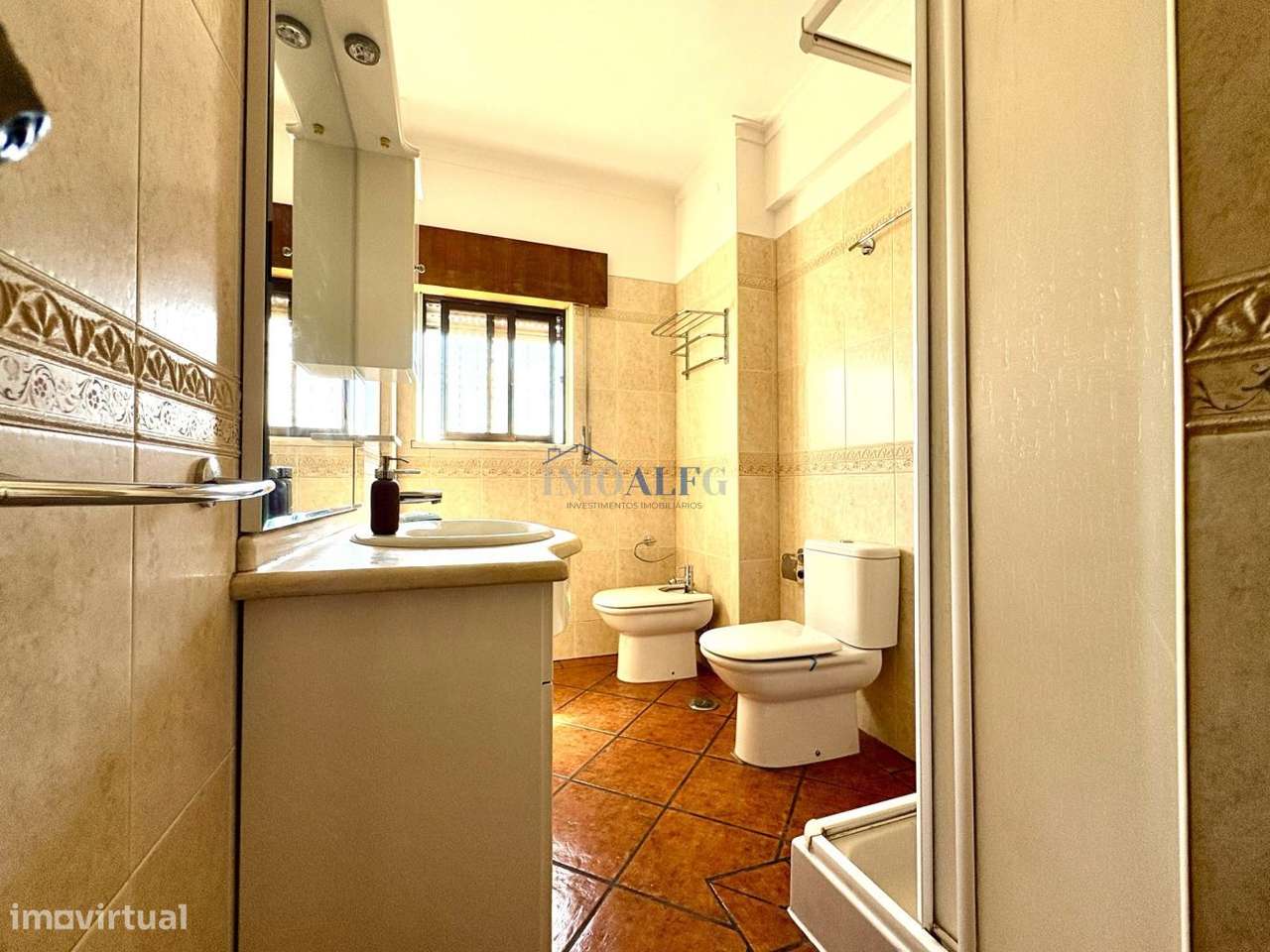 Apartamento T2 na Arrentela- Seixal, junto a transportes-7
