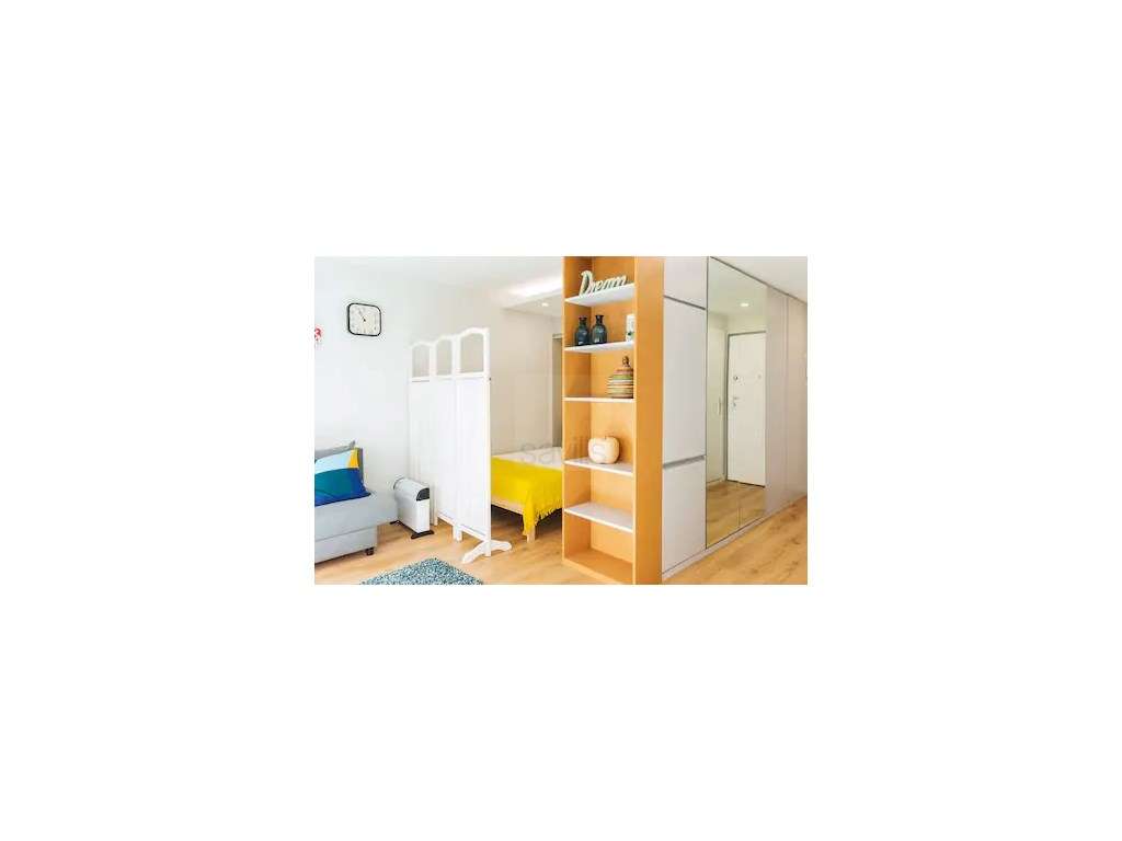 Apartamento T0 Bonjardim com licença AL - Grande imagem: 3/8