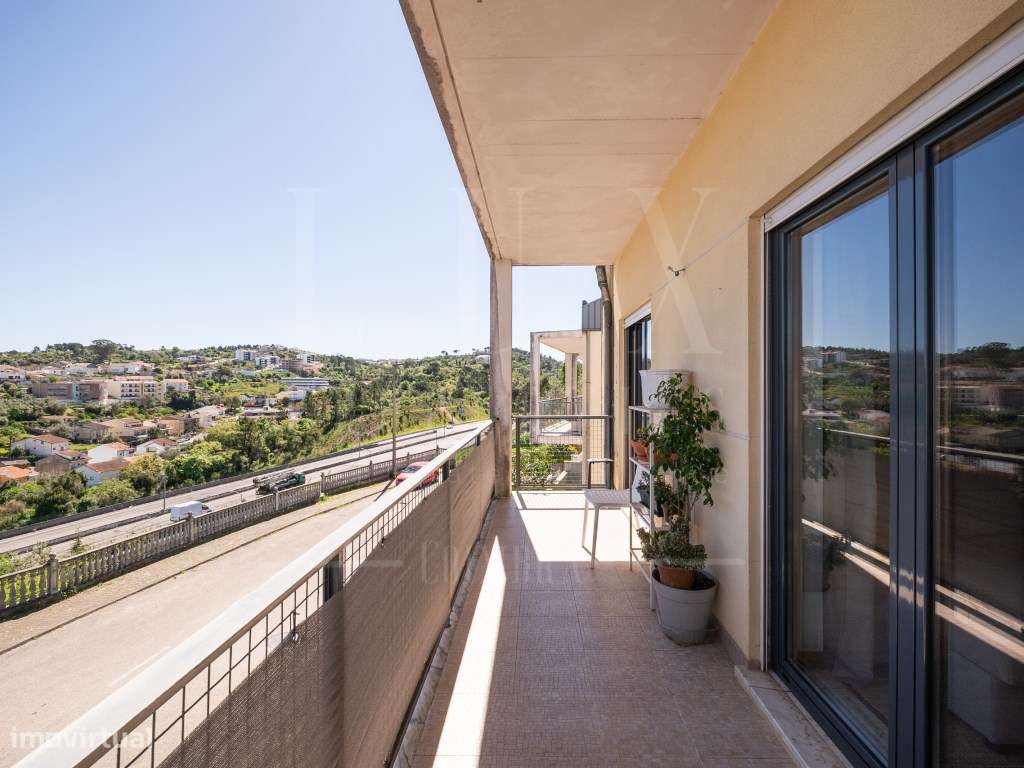 Apartamento T3+1 | Rua Lapa de Castro, Santa Clara - Grande imagem: 4/35