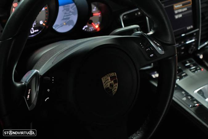 Porsche Panamera Platinum Edition - 20