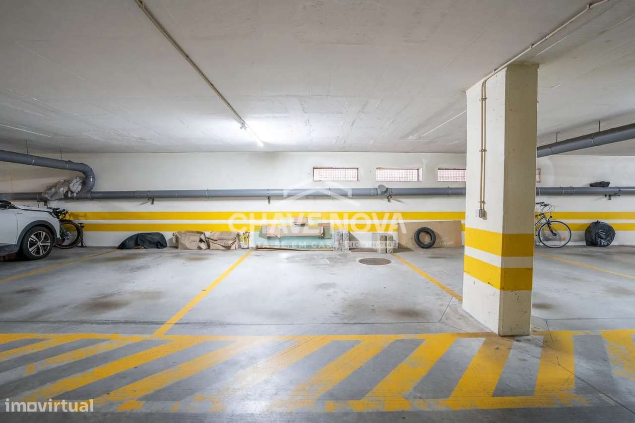 Apartamento T2 c/ Lugar de Garagem na Foz do Douro-19