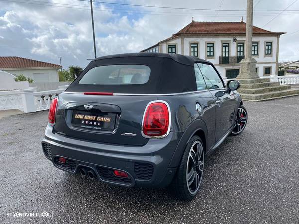 MINI John Cooper Works Cabrio - 12