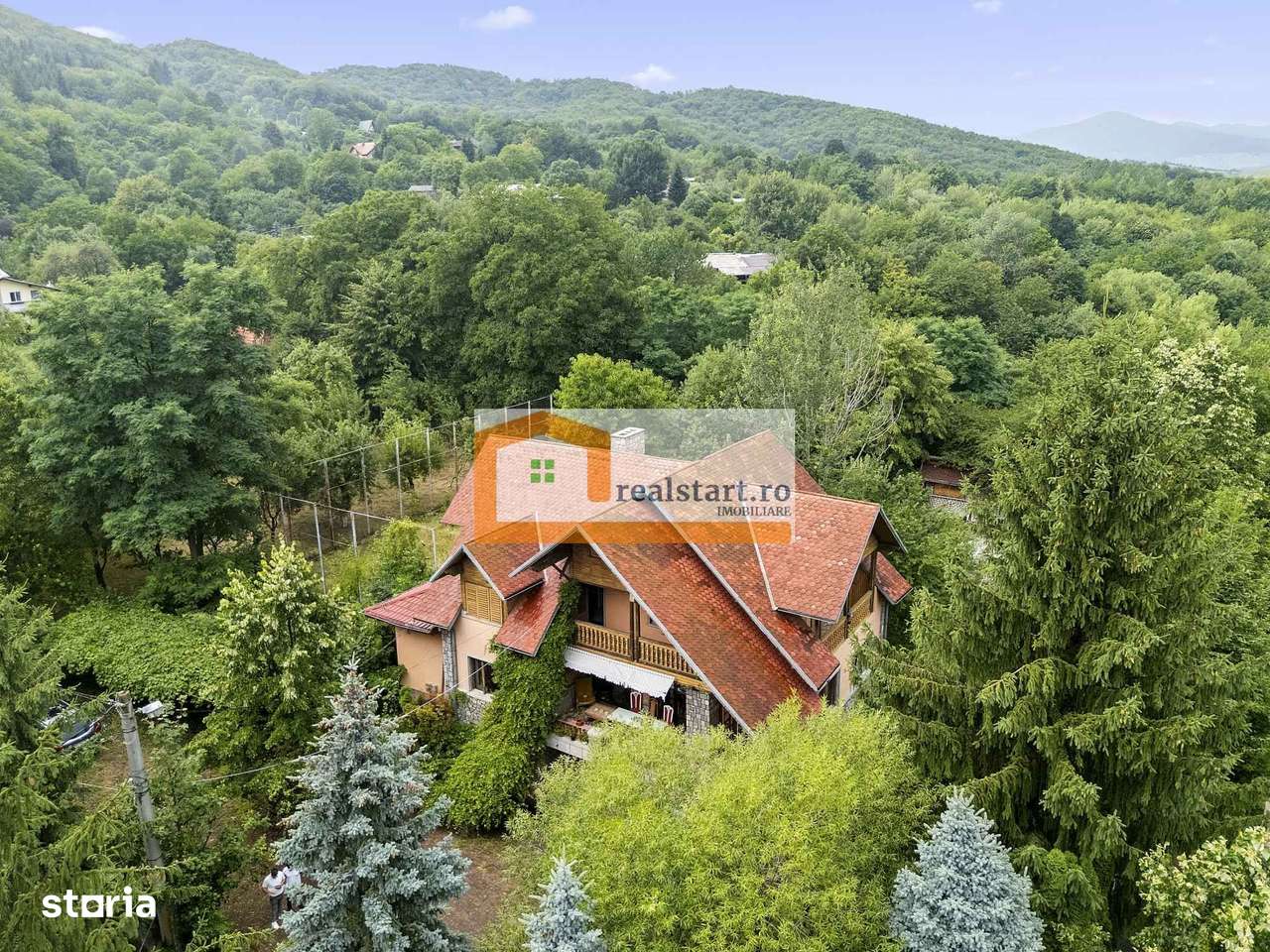 Pet Friendly, Vedere Padure, 5000mp teren, D+P+1E+M, semineu, foisor - Imagine principală: 2/20