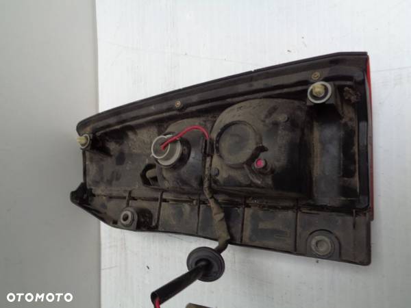 Lampa tylna lewa europejska SUZUKI JIMNY - 2