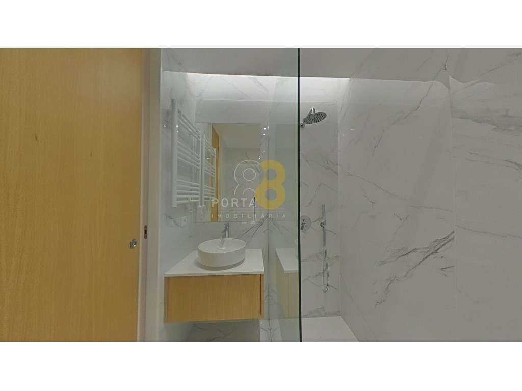 T3 c/varanda e vista mar em Vila Nova de Gaia-29