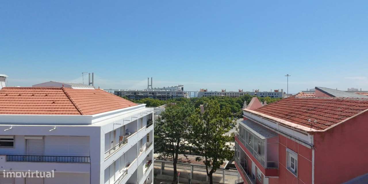 Apartamento, 71 m², Parque das Nações-0