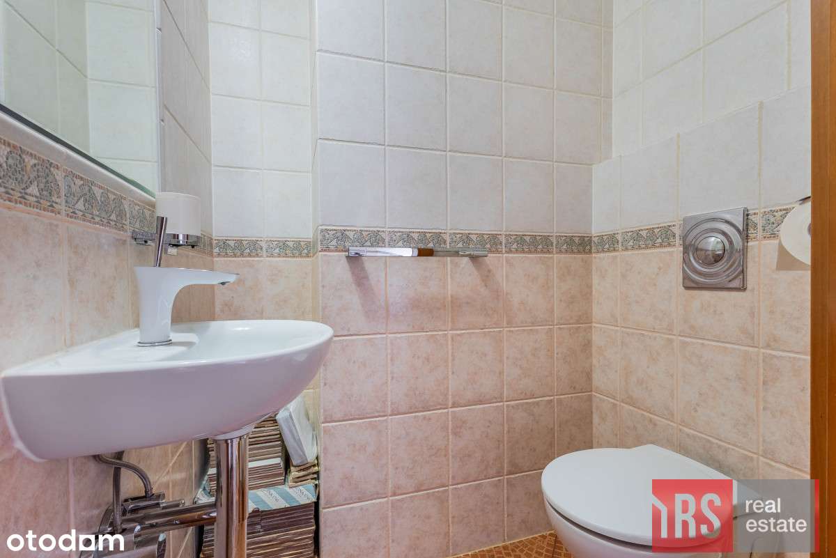 Dwupoziomowe mieszkanie, gotowe do wprowadzenia-13