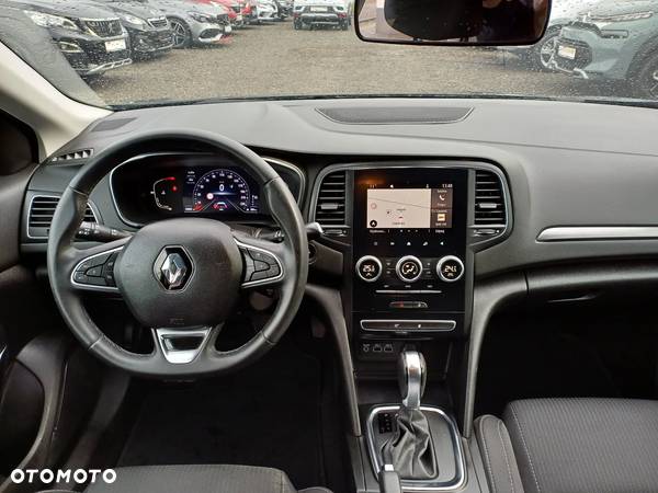 Renault Megane ENERGY TCe 140 EDC LIMITED - 17