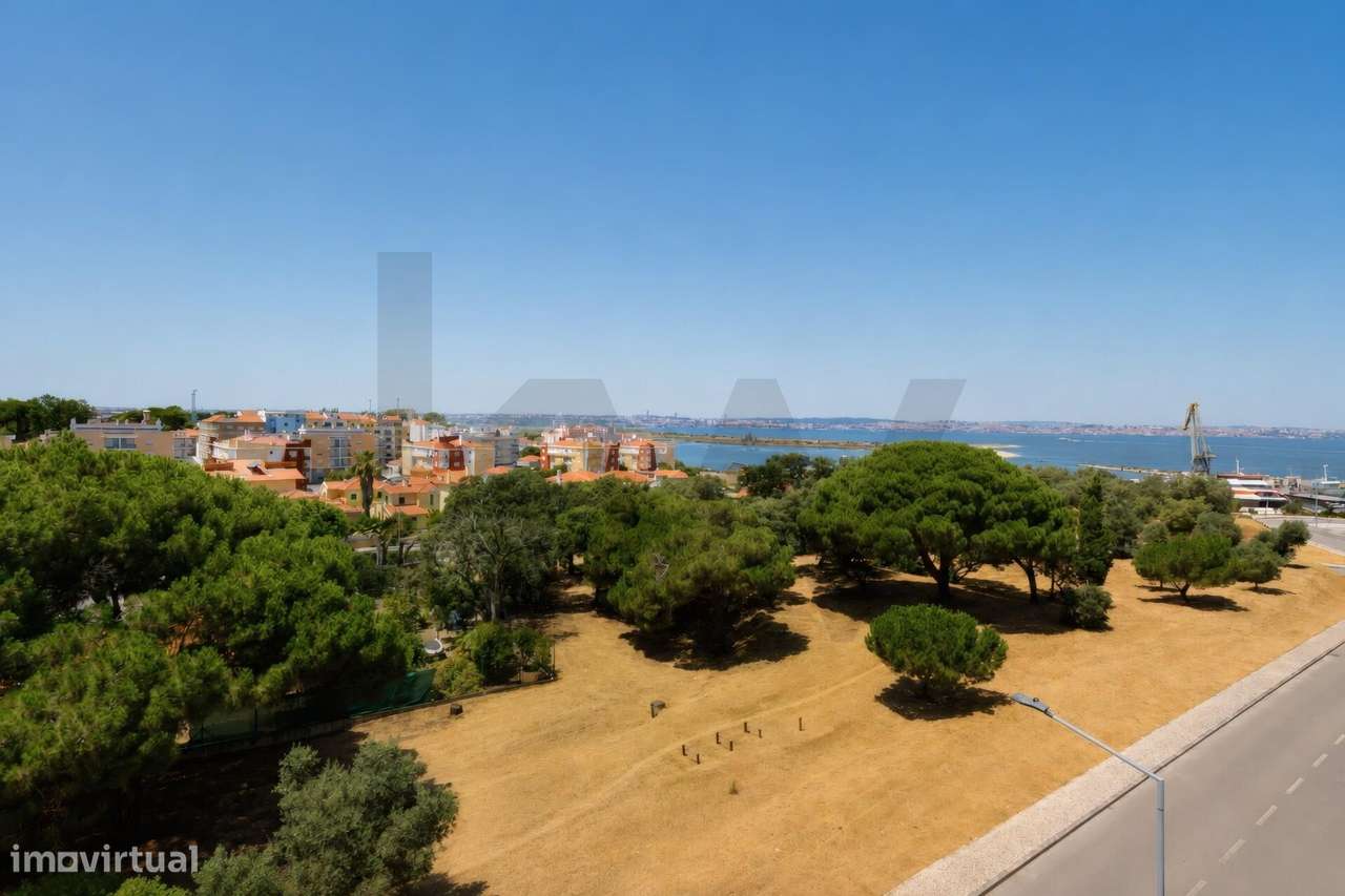 T1 com Vista Rio na Quinta da Trindade — Parqueamento e Arrecadação-14