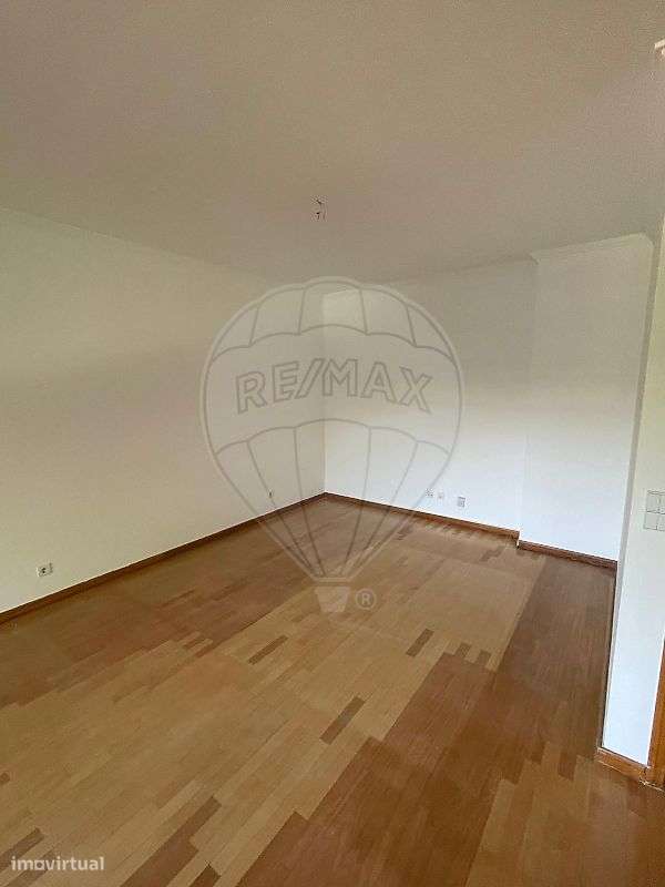 Apartamento T4 para arrendamento - Grande imagem: 4/14