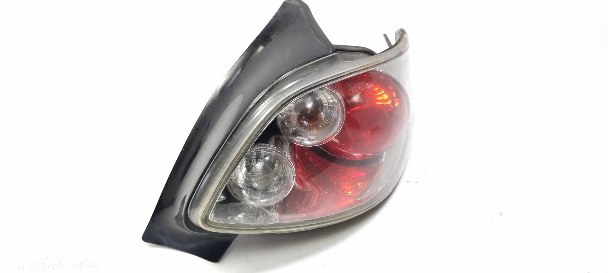 LAMPA PRAWA TYŁ PEUGEOT 206 - 5