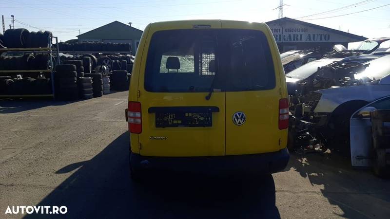 Dezmembram Volkswagen Caddy, 2012, 2.0 TDI cod CFHE - 4