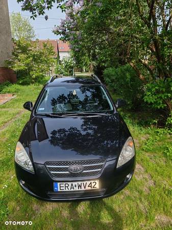 Kia Ceed - 3