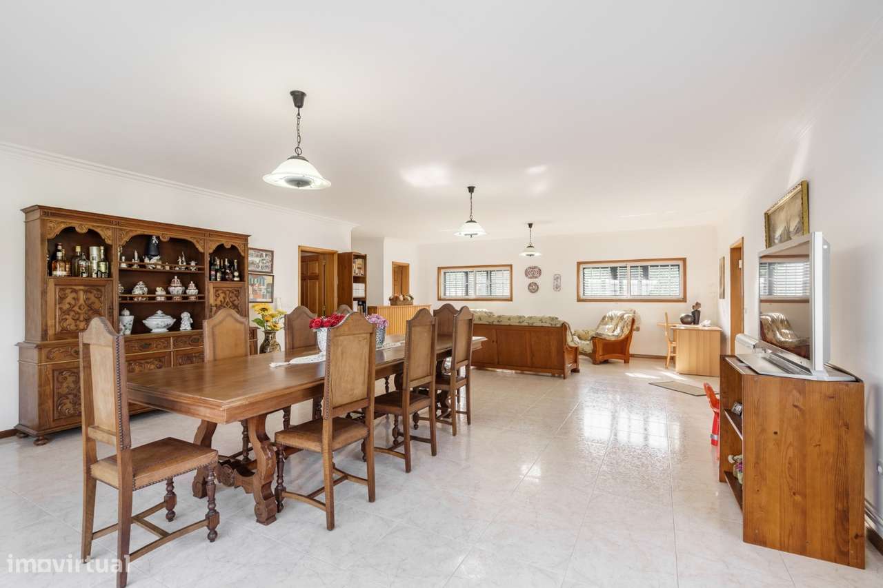 Moradia T3 com Piscina e Jardim em Galegos, Barcelos-22