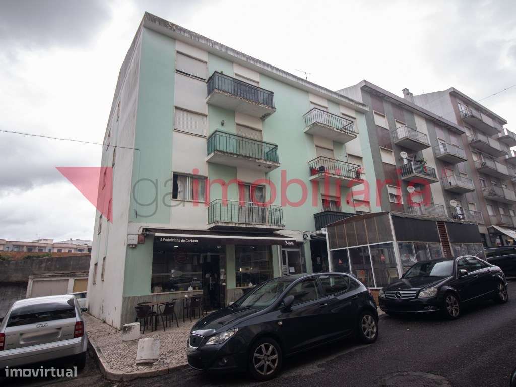 Apartamento T2 Centro Cartaxo-22