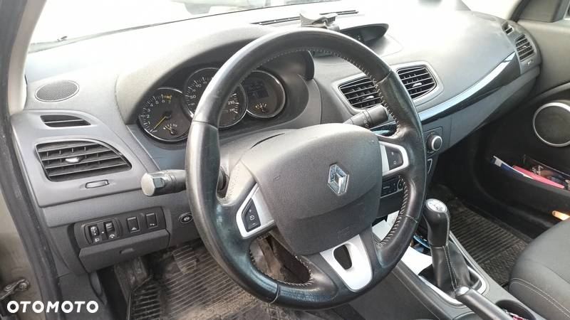 Renault Fluence 1.6 16V Color Edition - 7