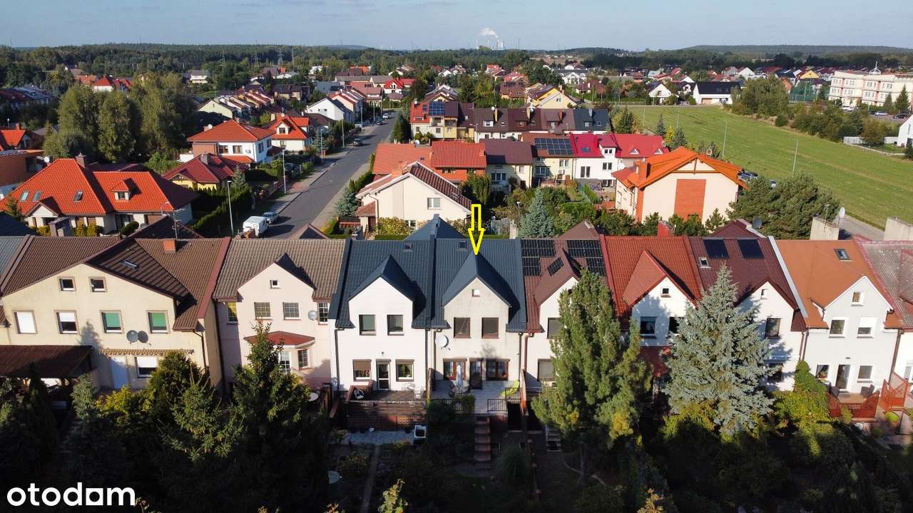 Sprzedam dom szeregowy, piwnica, garaż, ogród, gaz ziemny -Konin-1