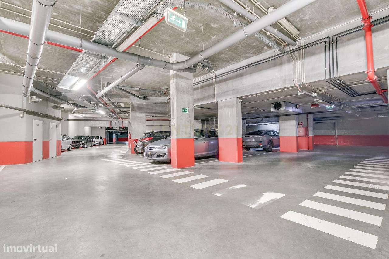 Fantástico T2 Alta de Lisboa-24