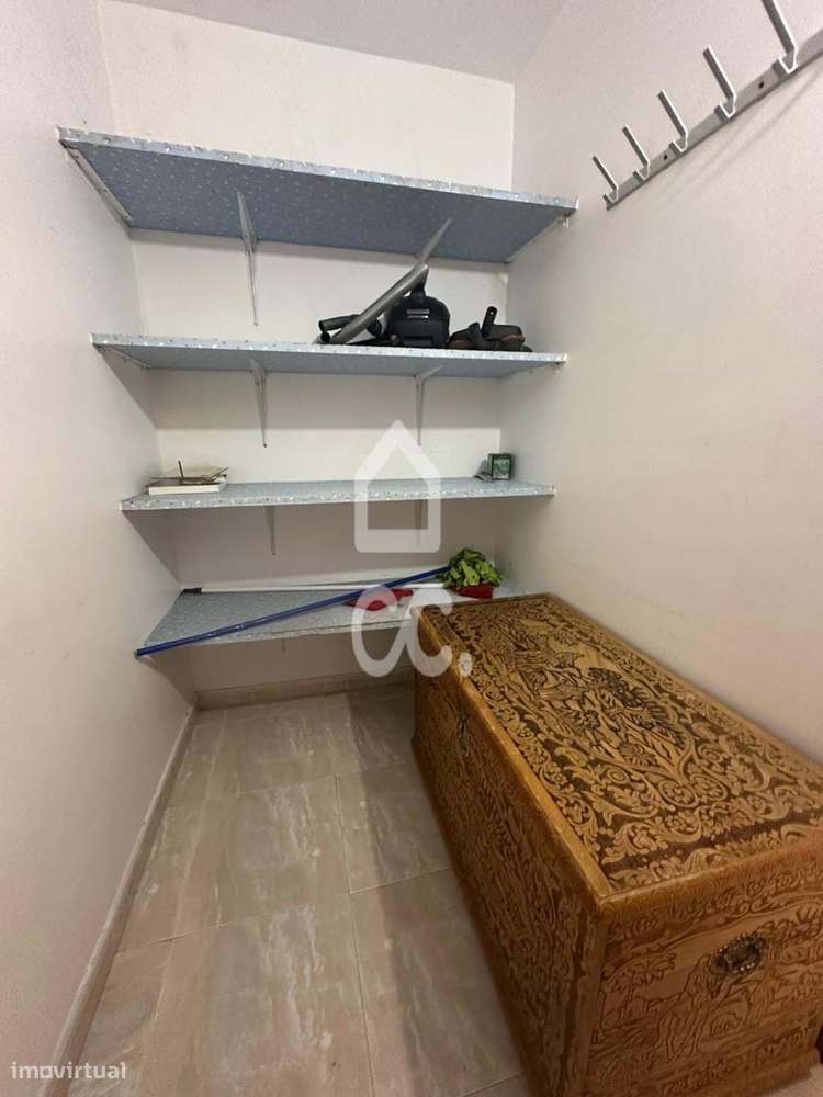 Apartamento T2 com Excelentes Áreas | Tapada das Mercês-19