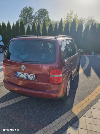 Volkswagen Touran 2.0 TDI Trendline - 6