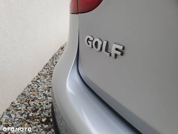 Volkswagen Golf - 24