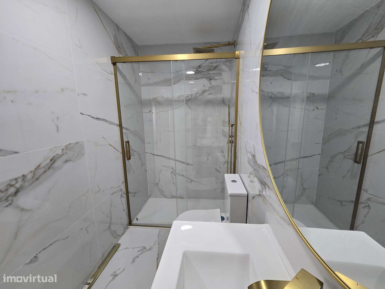 Fantástica Moradia T2 Totalmente Renovada na Zona Histórica de Palmela-8