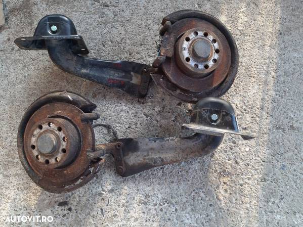 Fuzeta spate completa VW Golf 5 stanga/ dreapta - 1