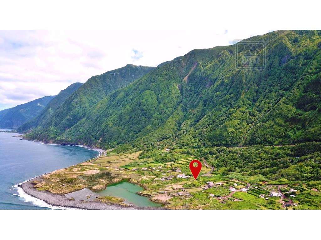 AMPLO TERRENO com RUÍNAS para VENDA - FAJÃ dos CUBRES, Calheta, Ilh... - Grande imagem: 5/10