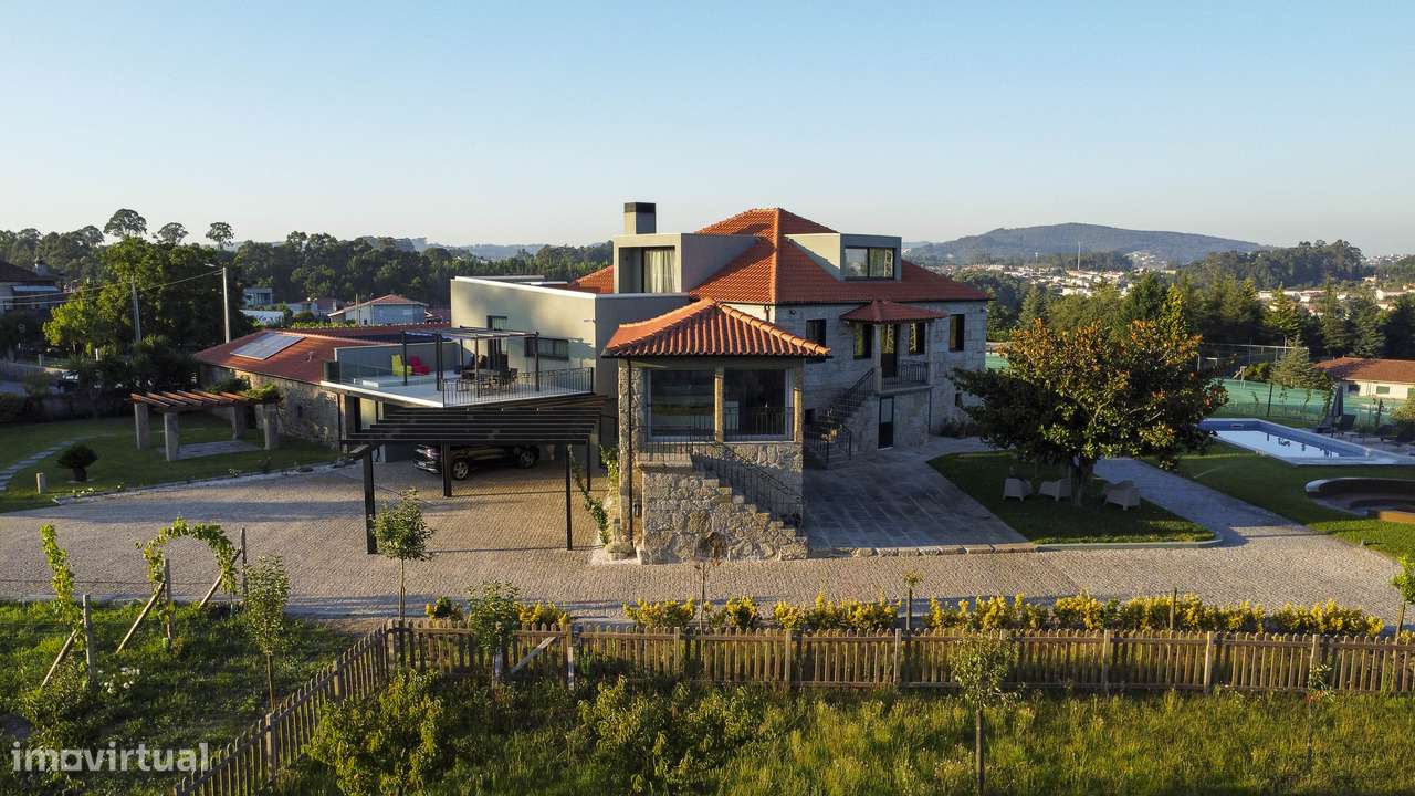 Magnífica Quinta. Moradia T10. Piscina e jardim. Vila Nova Famalicão-38