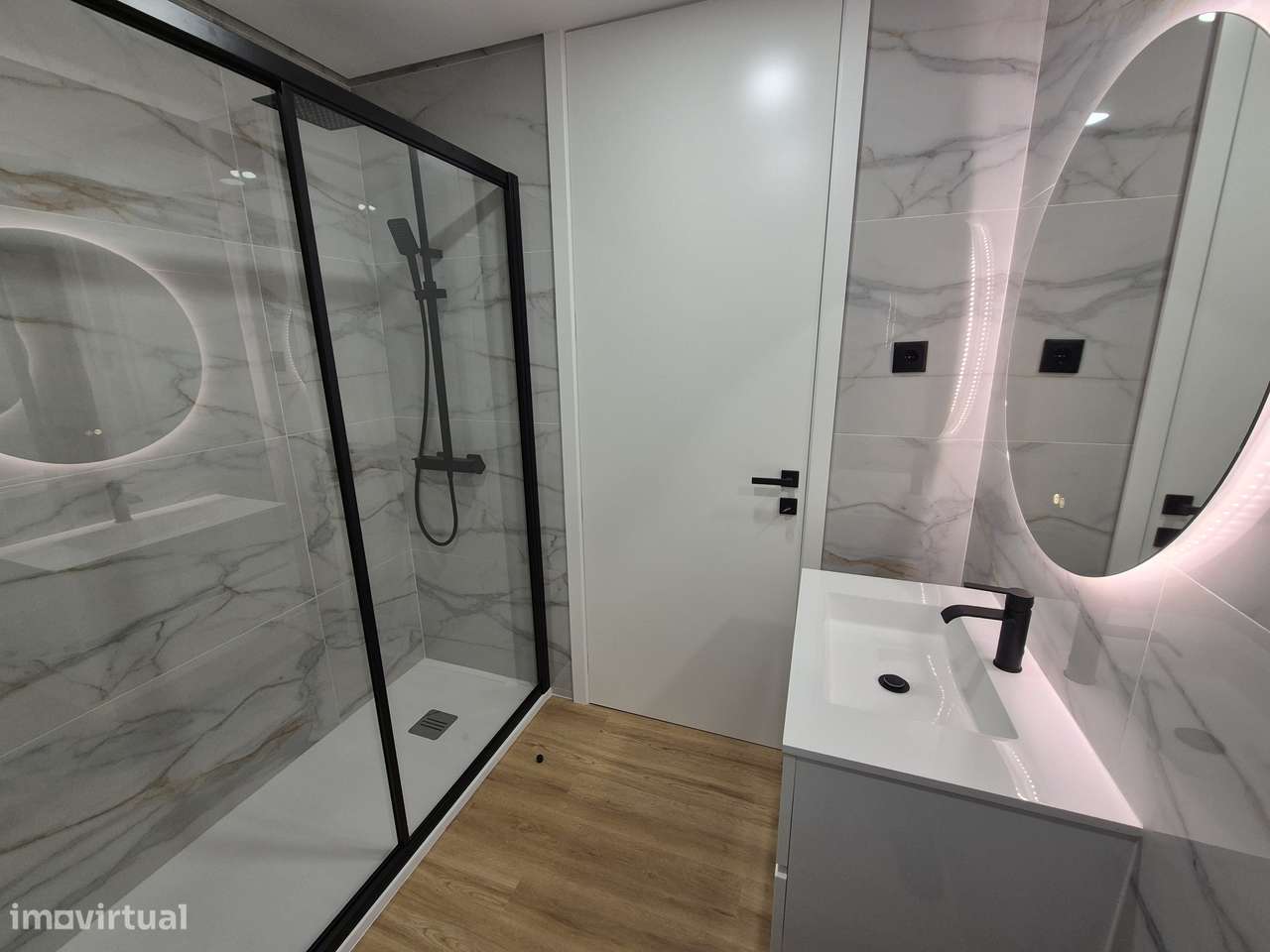 T3 Totalmente Renovado - Aeroporto - Grande imagem: 4/28