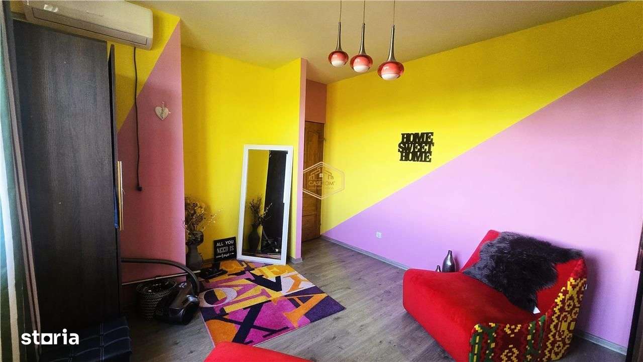 VIDEO | Vilă spațioasă cu 6 camere, cramă și teren generos de 2.149 mp - Imagine principală: 5/20