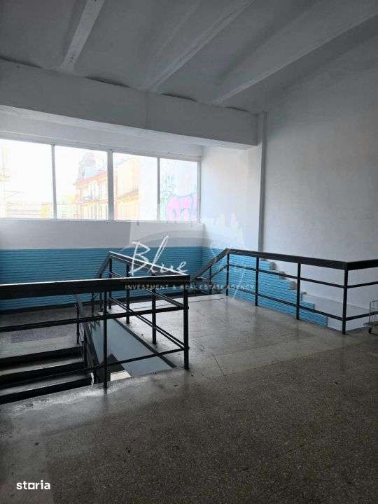 Spatiu Generos cu Terasa Circulabila in Centru-18