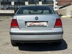 Volkswagen Bora 1.9 TDI Trendline - 14