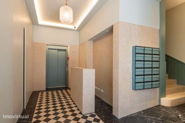 Apartamento T2 em Santa Maria Maior, Lisboa-9