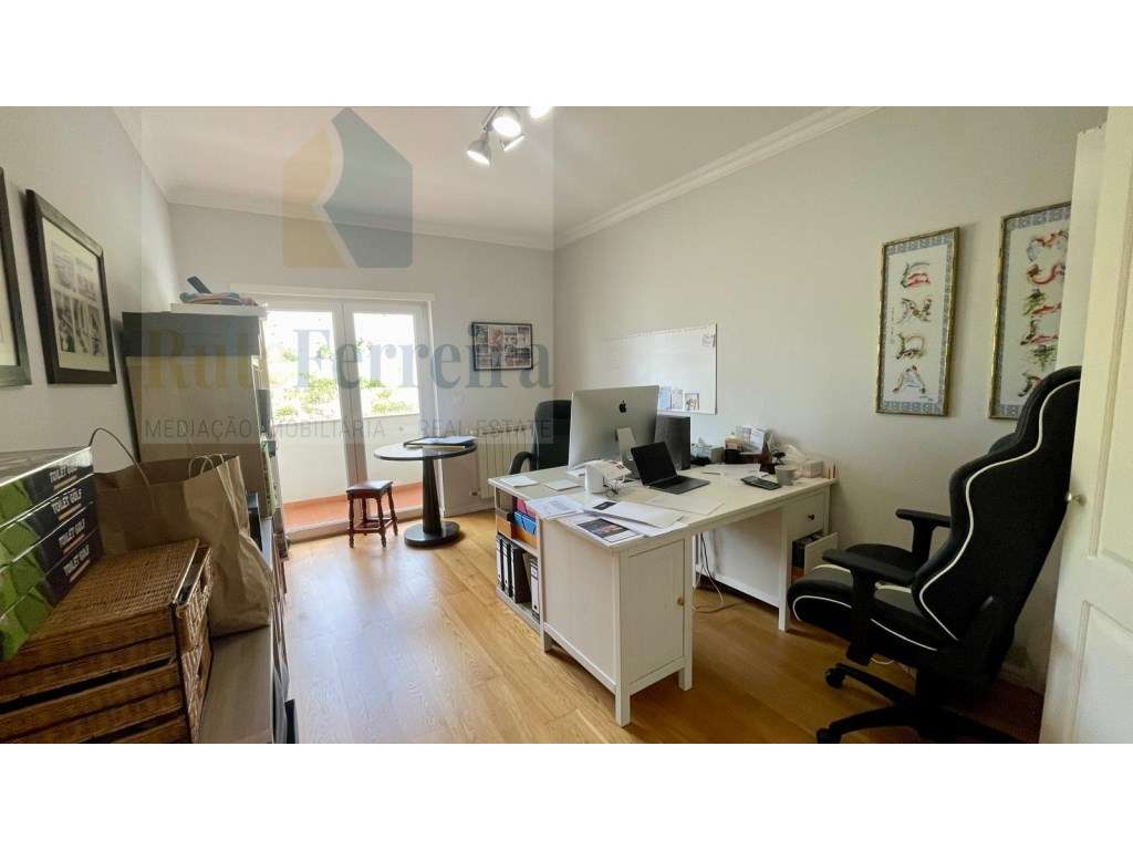 Apartamento T3 no Condomínio Campo Real !!-21