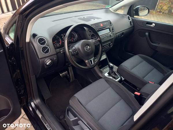 Volkswagen Golf Plus - 17