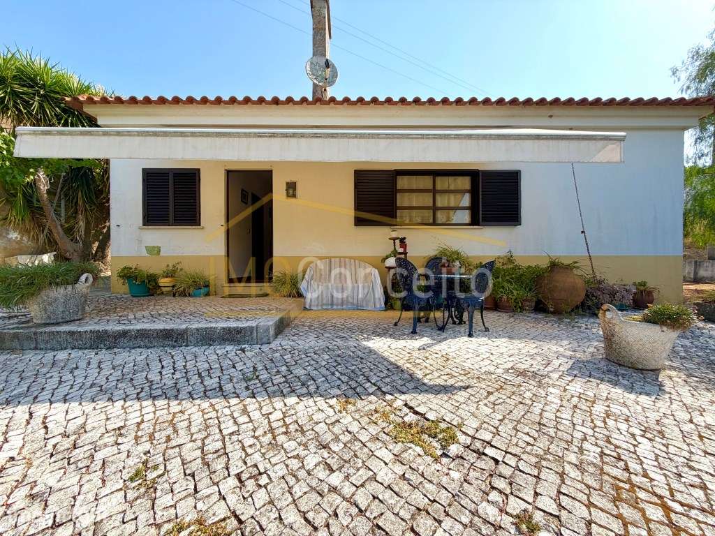 Moradia T3 em Porto Mendo - Tomar-6