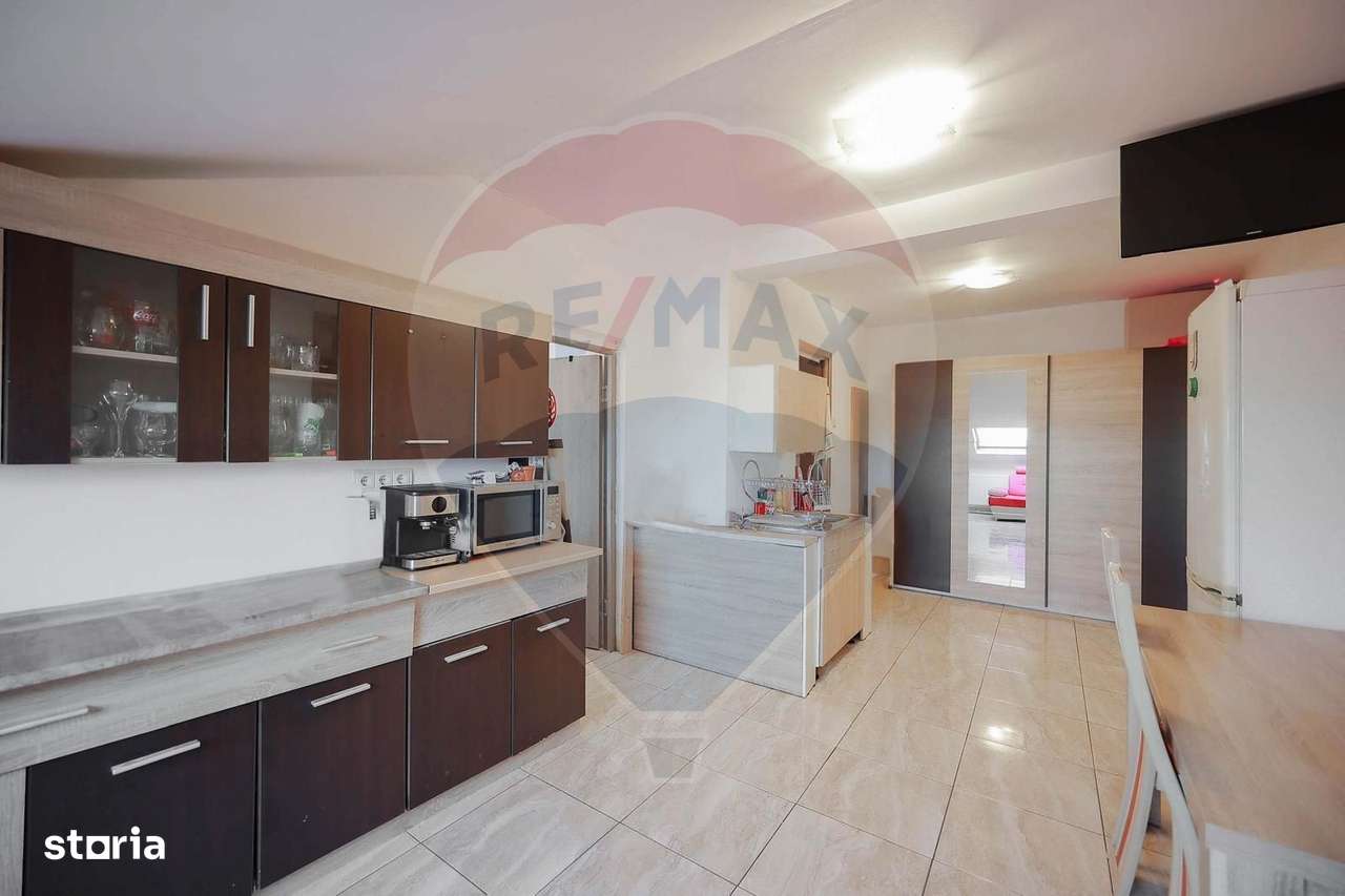 De vânzare apartament cu 3 camere, Rogerius, Oradea - Imagine principală: 2/13