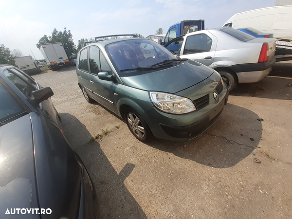 Dezmembrez Renault Scenic 1.5 dci K9K-F7 - 3