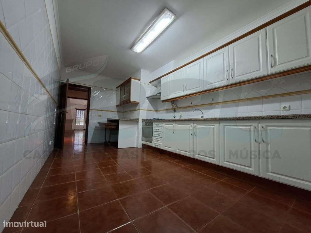 Apartamento T4 Almeirim-9